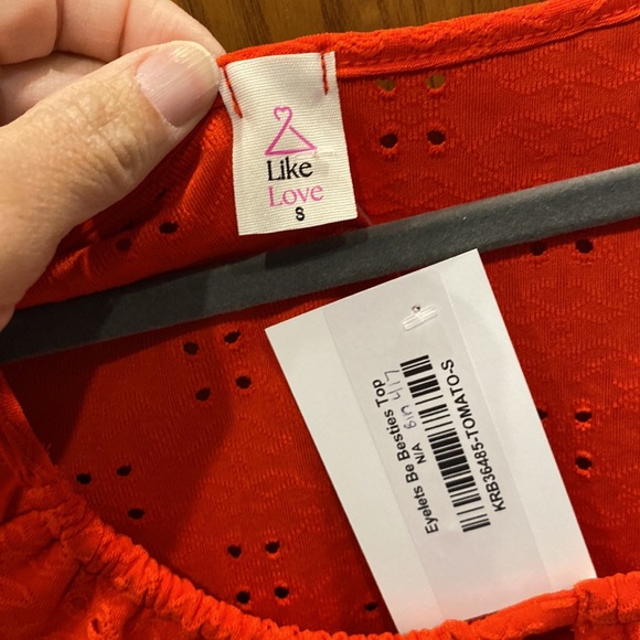 NWT Like Love eyelet top size small - Picture 2 of 4